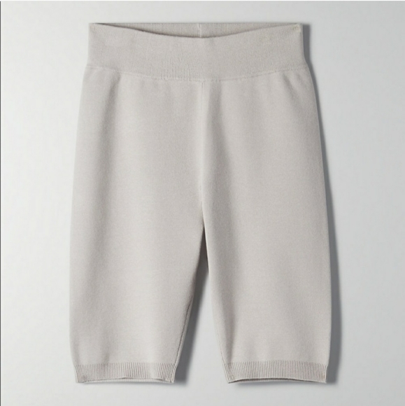 Aritzia Wilfred Mackenzie Short 9" - Picture 3 of 8